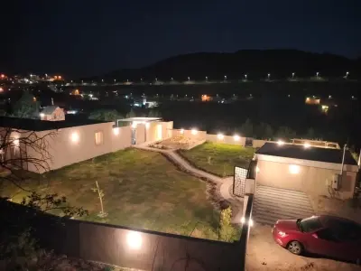 استراحة ومنتجع حضن الجبل1