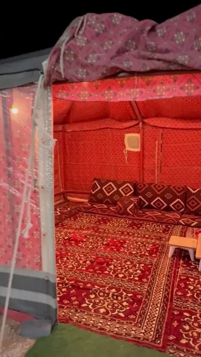 صورة ٢، مخيمات نجد
