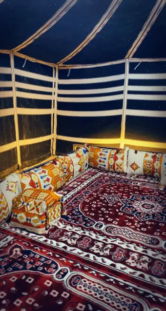 صورة ٤، مخيم غيوم