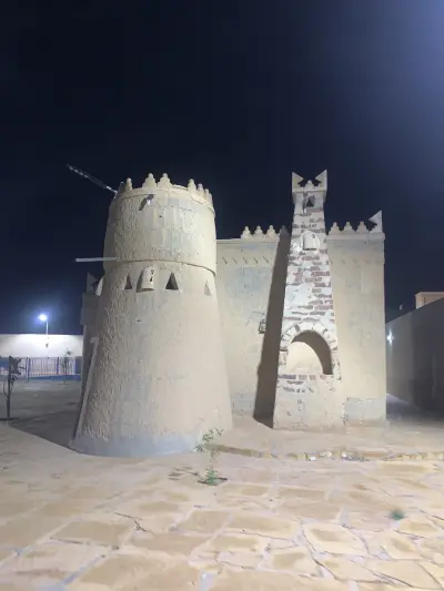 صورة ٤، استراحة الشرق