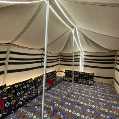 صورة ٢، THE WHITE CAMP
