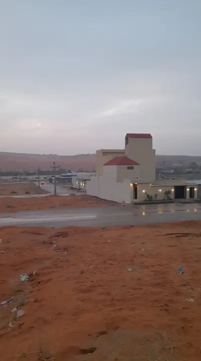 صورة ٣، شالية جولدن ساندس