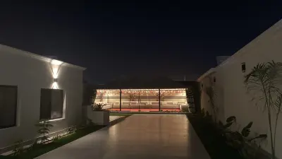 شاليهات وايت ستار