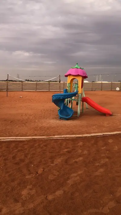 صورة ٣، مخيمات تعاليل نجد