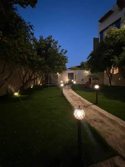 صورة ٥، أكواخ غيم ومطر