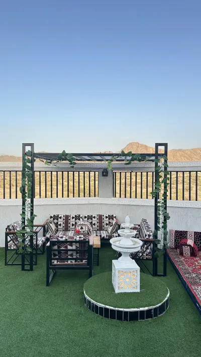صورة ٤، شاليه قمر ونجوم