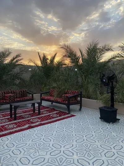 استراحة ظل النخيل