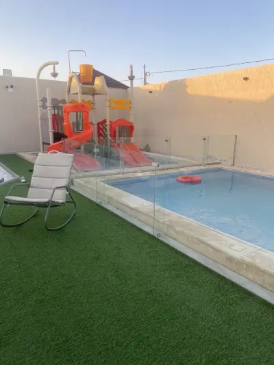 صورة ٣، أكواخ البلورة