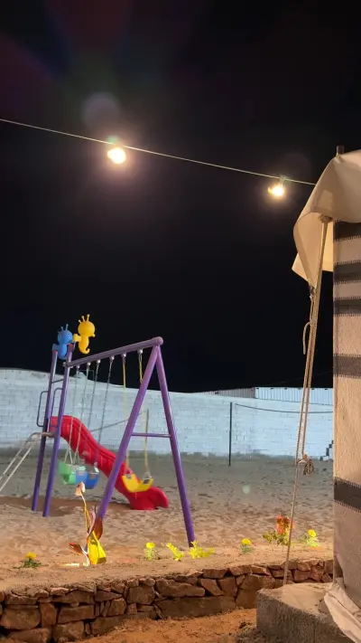 صورة ٣، مخيم واستراحة البيرق
