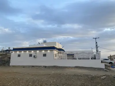 صورة ٣، استراحة ورود ألمع
