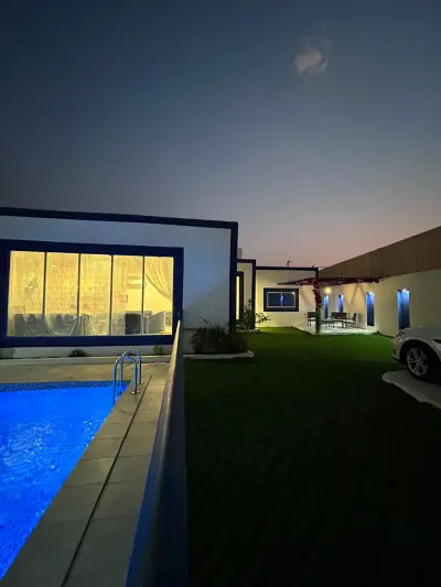صورة ٣، شاليهات لاريسا والكوخ