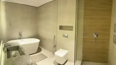 صورة ٣، ليون شالية