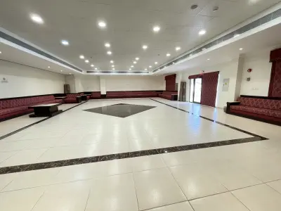 صورة ٣، مخيم التوليب البحري