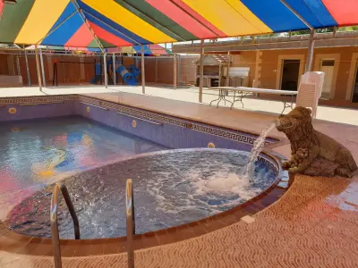 مزرعة الفيروز