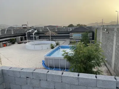 مخيم قمر