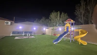 شاليهات منتجع الورود بيشة