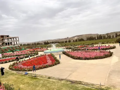 مزرعة ال عثمان للورد الطائفي