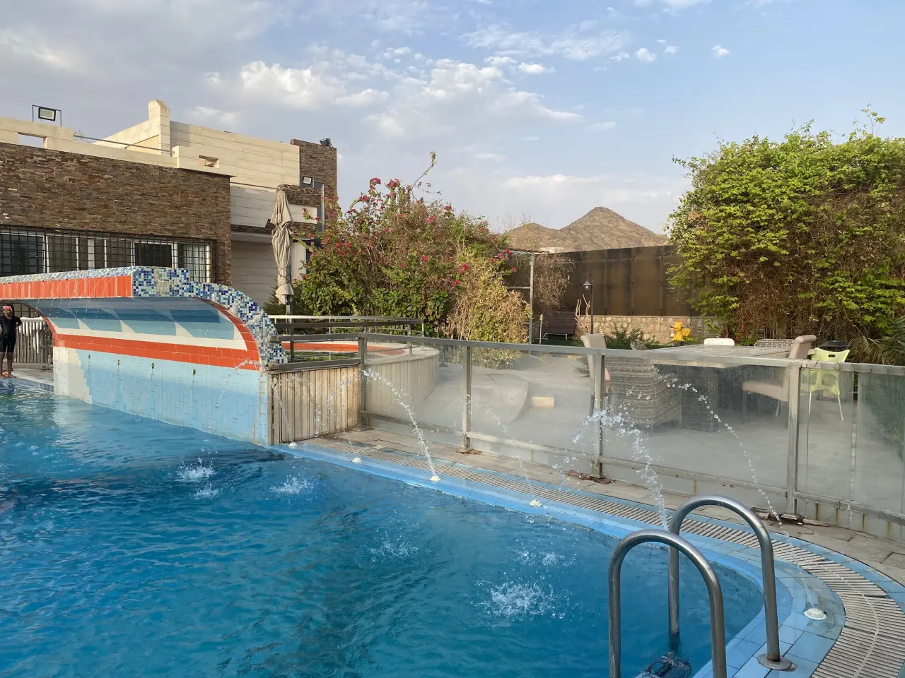 صورة ١، استراحة حديقة ايوان