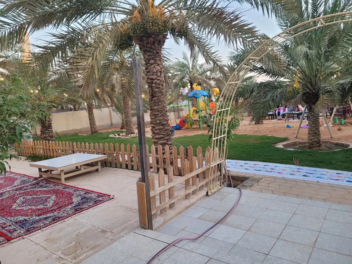 صورة ١، شاليه وجد