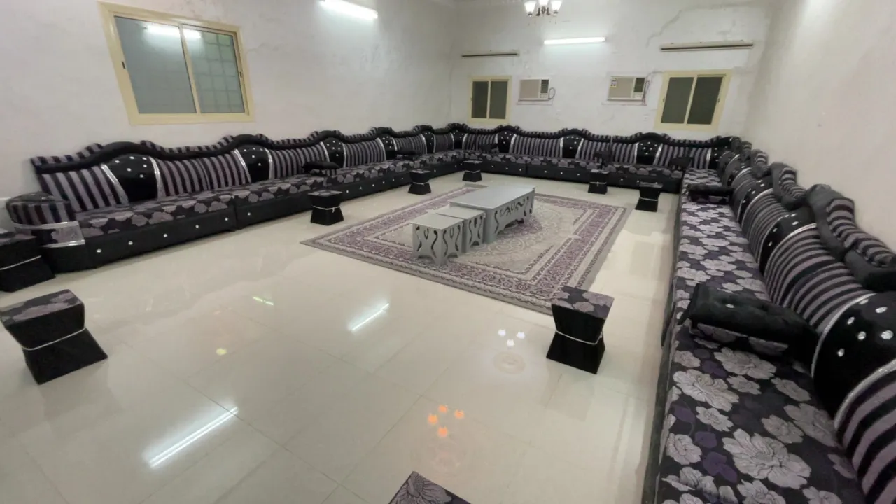 صورة ١، رونق المصيف