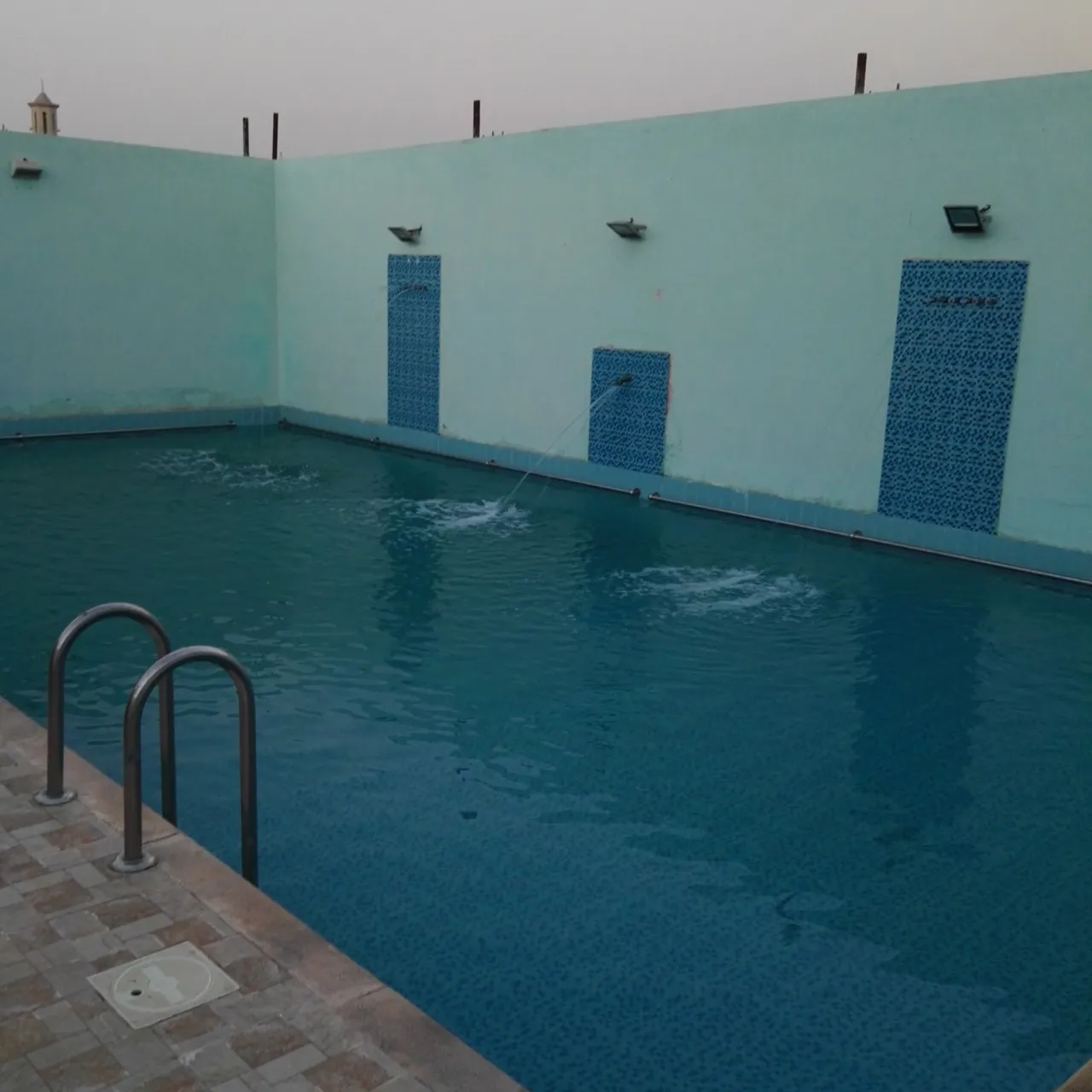 صورة ١، استراحة رومانس