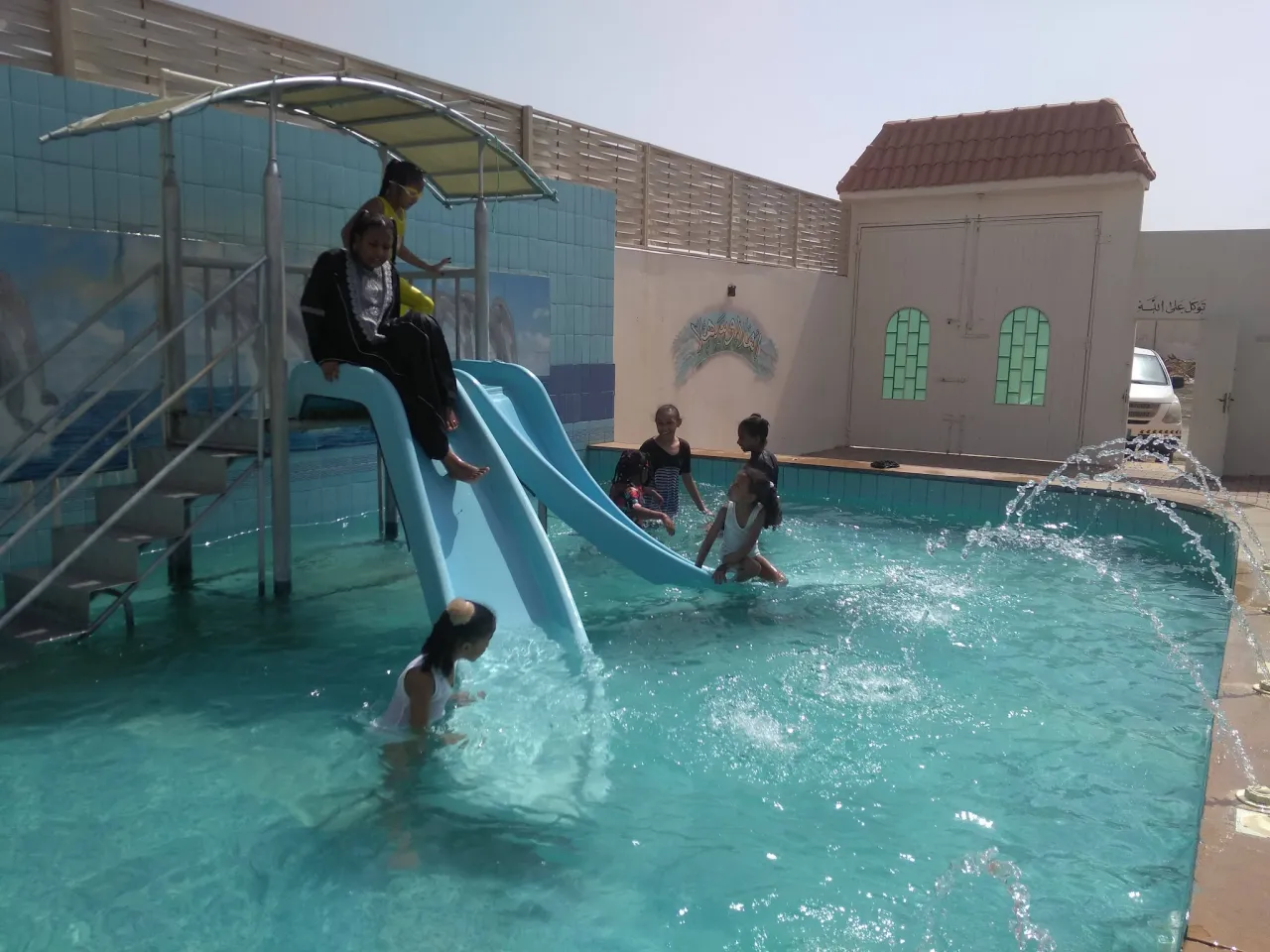 صورة ١، شاليهات جزيرة الماء