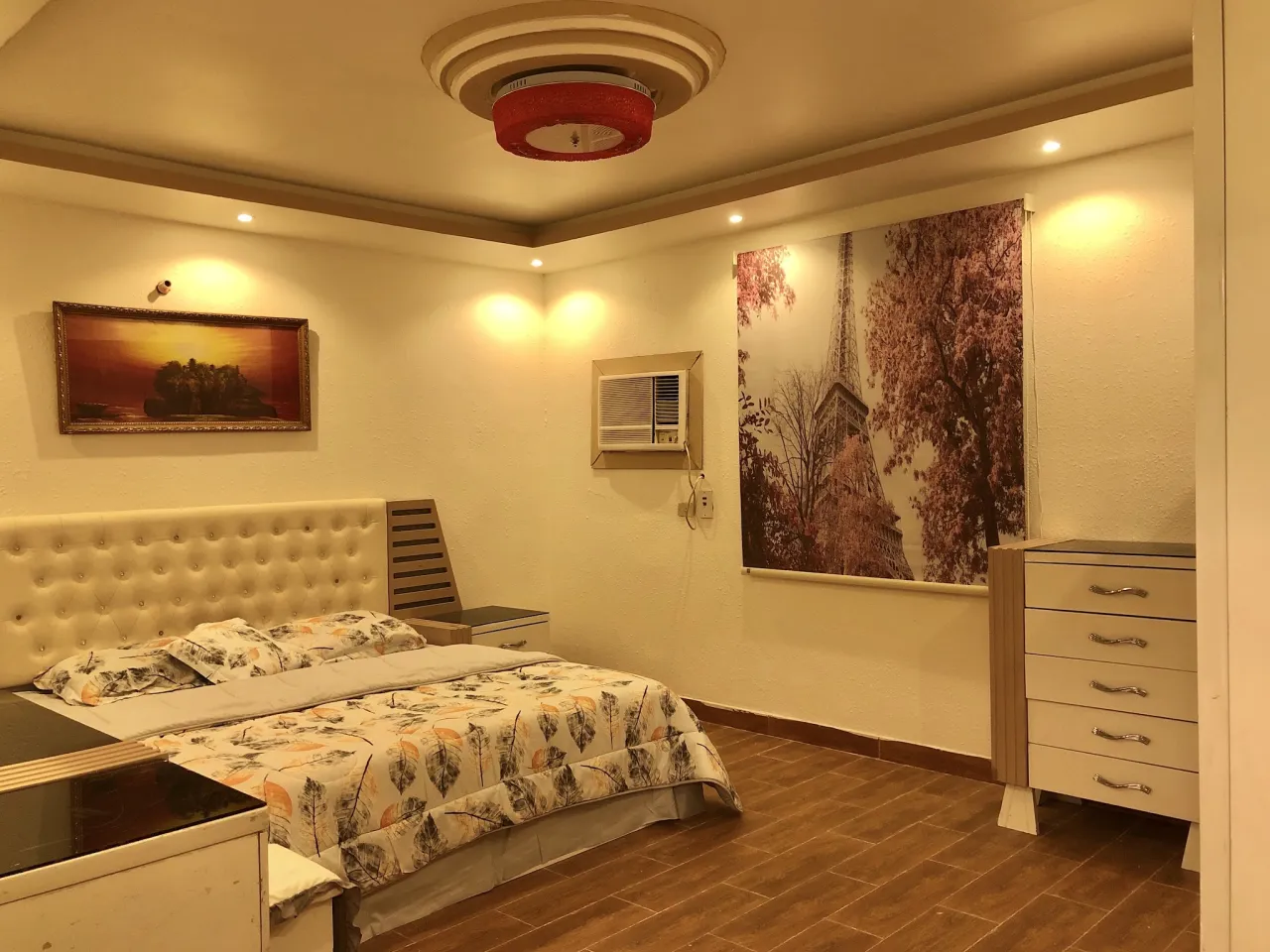 صورة ١، استراحة الخريف