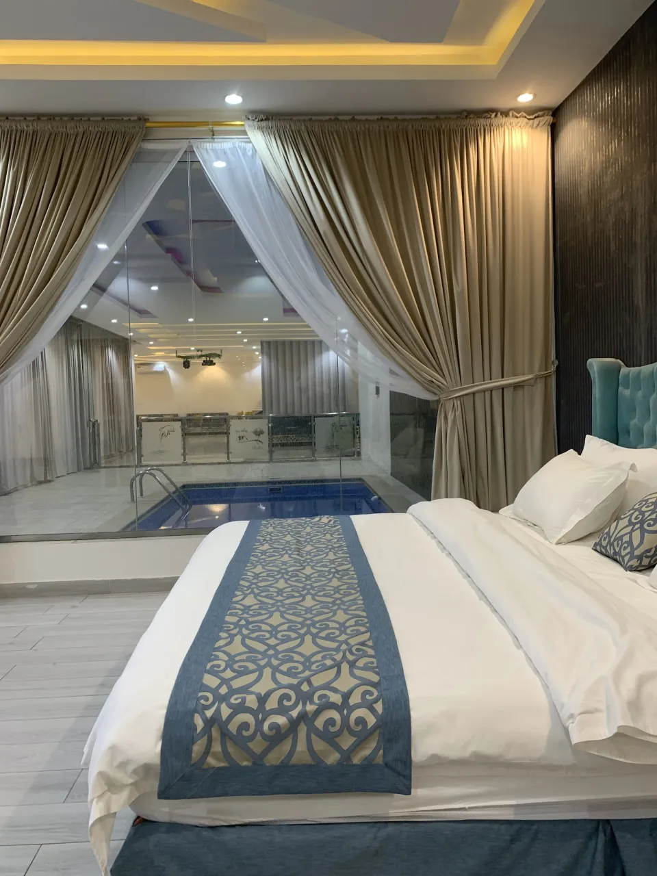 صورة ١، شاليهات فرح كلرز