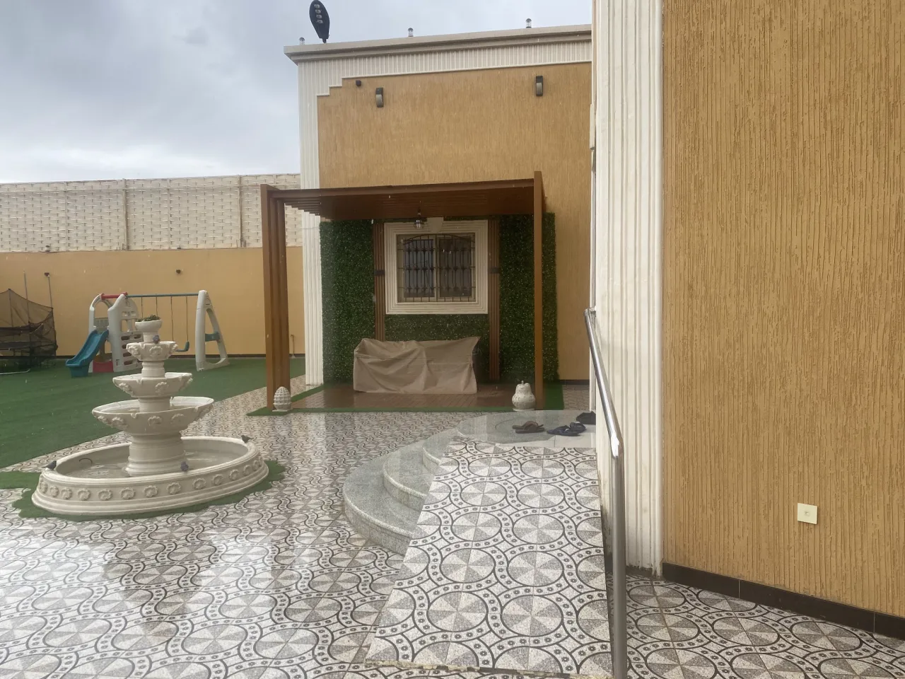 صورة ١، استراحة السحاب