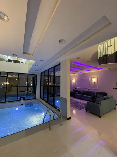 صورة ٣، luxury chalets شاليهات ترف