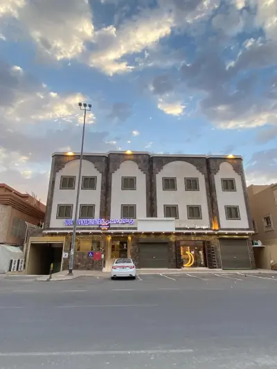 صورة ٣، استراحة حمراء طيبة