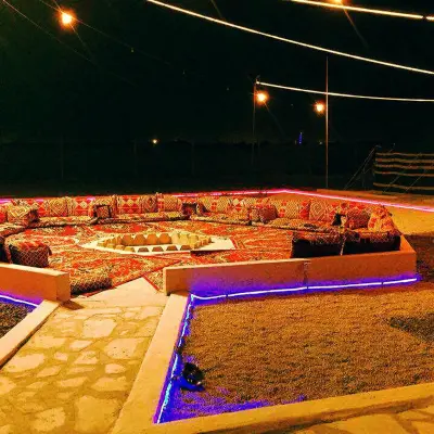 صورة ٤، مخيم نصف القمر
