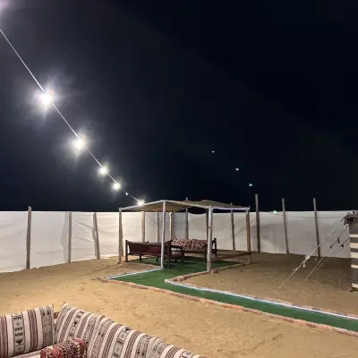 مخيم ليلة شتاء