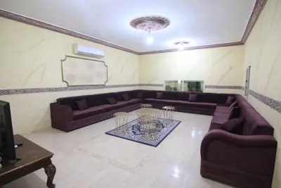 صورة ٤، استراحة البسمات