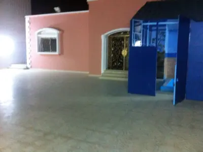 صورة ٤، استراحة الورود