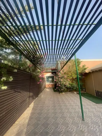 صورة ٦، استراحة المسرات