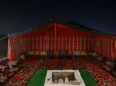 مخيم غروب الشتاء