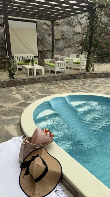 صورة ٤، اكواخ ابهى كيان الريفية