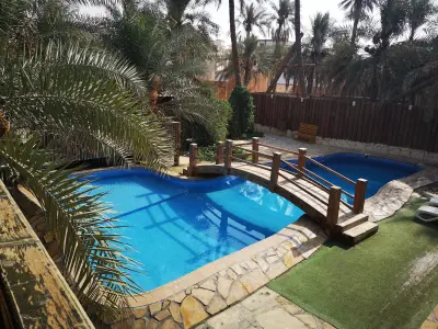 منتجع أكواخ