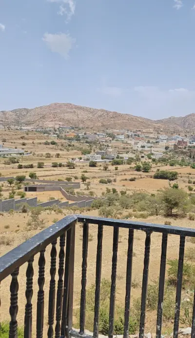 بيوت ومزارع الخزيم
