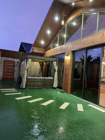 صورة ٢، أكواخ انتر لاكن للنزل الريفية