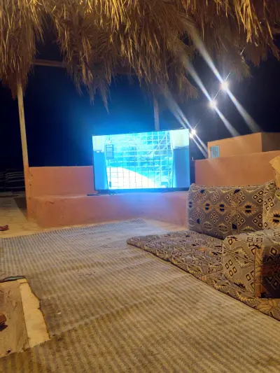 مخيم سوالف ليل