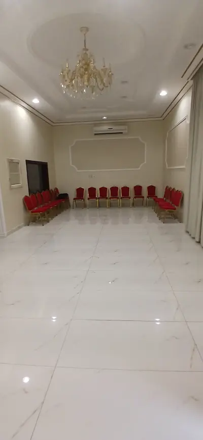 صورة ٤، استراحة الجامعين