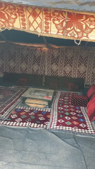 صورة ٦، مخيم القمة