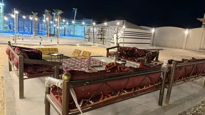 مخيم وملعب بادل الميعاد