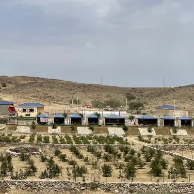 صورة ٢، مزرعة العود