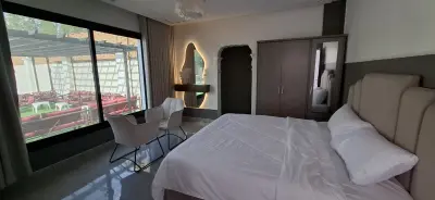 شاليهات المنتجع الأندلسي