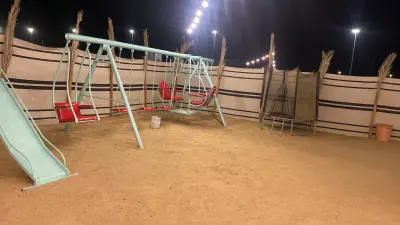 صورة ٤، مخيم قمة البادية