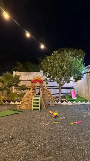 مخيم الجبل
