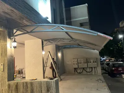 مؤسسة نجوم الظل للمظلات والسواتر
